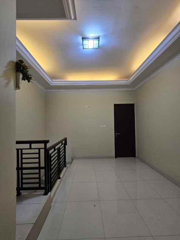 dijual rumah rawamangun jakarta timur