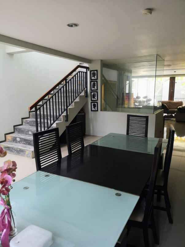 dijual rumah rawamangun pulogadung