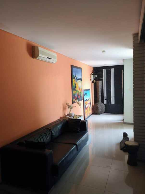 dijual rumah rawamangun pulogadung