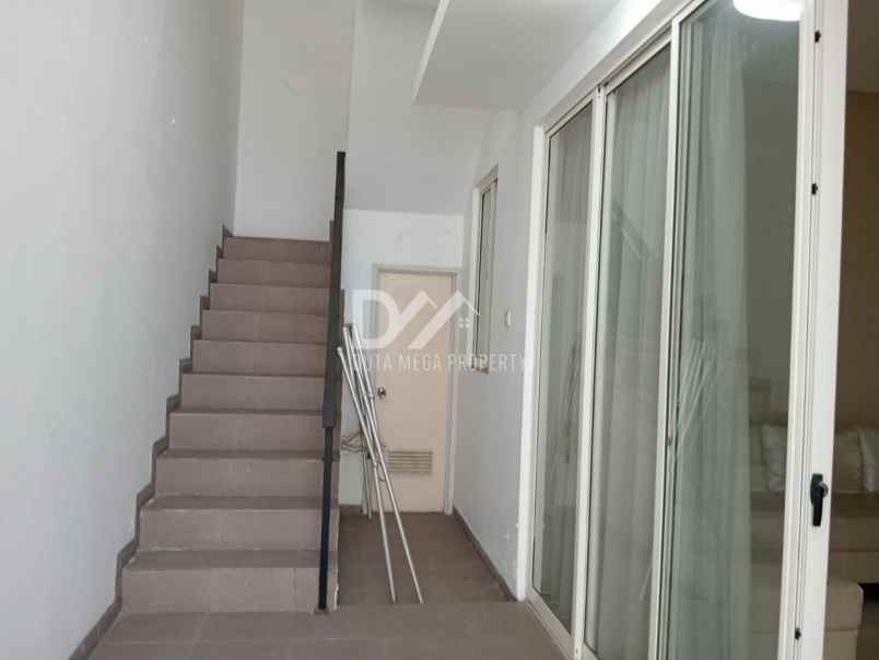 dijual rumah residence one