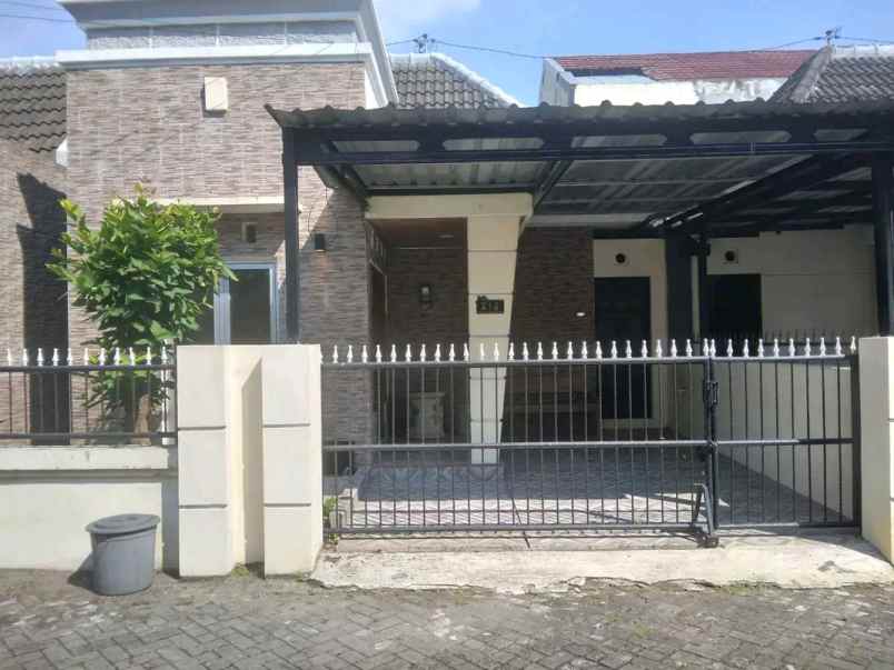 dijual rumah rs jih