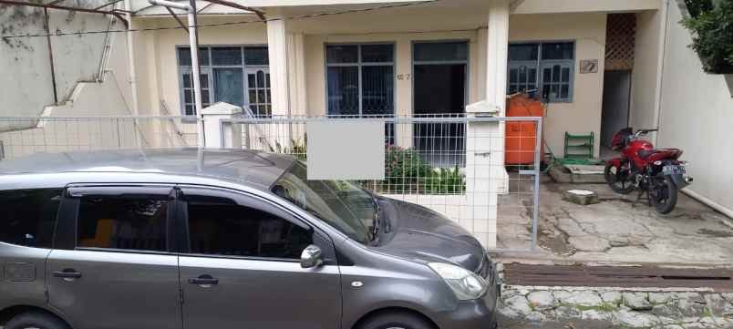 dijual rumah sarijadi