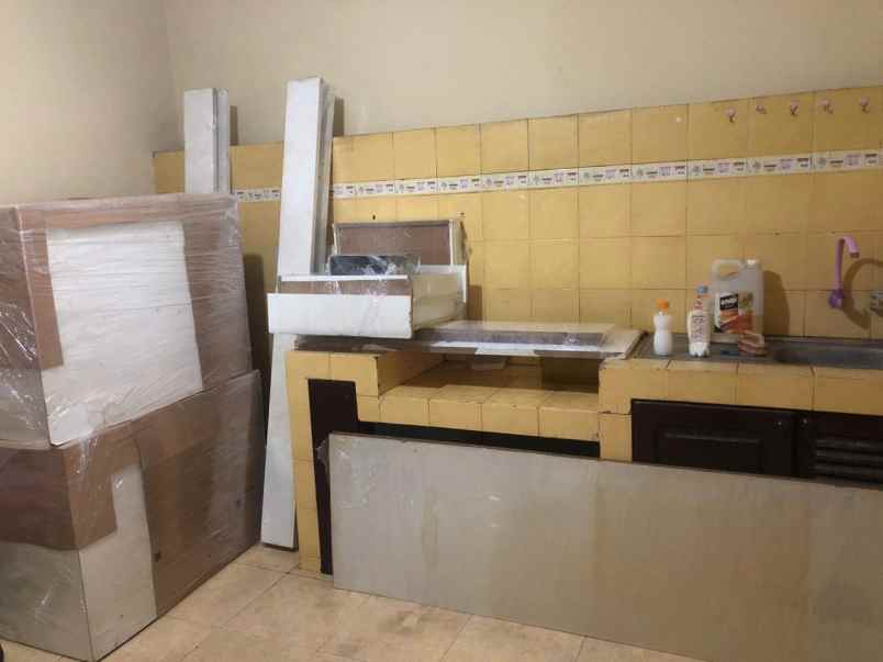 dijual rumah sawah lama ciputat tangsel
