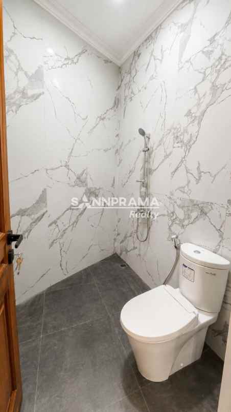 dijual rumah sawangan