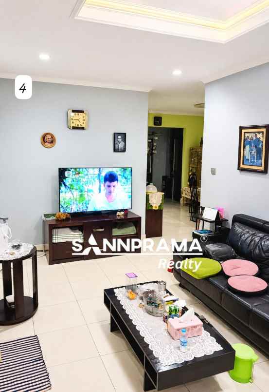 dijual rumah second dalam komplek villa bintaro indah