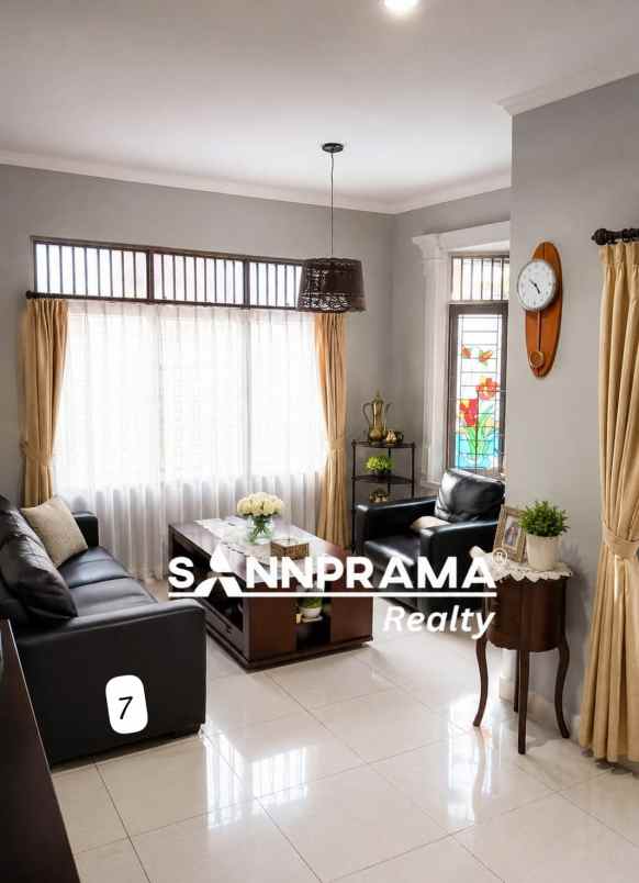 dijual rumah second dalam komplek villa bintaro indah