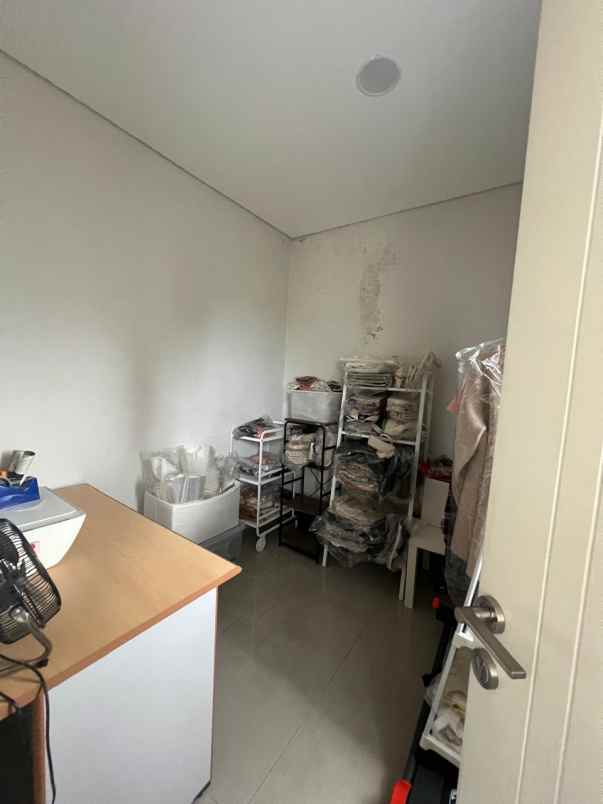 dijual rumah semifurnish siaphuni the savia bsd city