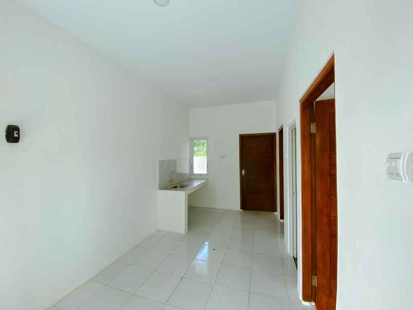 dijual rumah siap huni 350 jt dalam cluster di kalasan