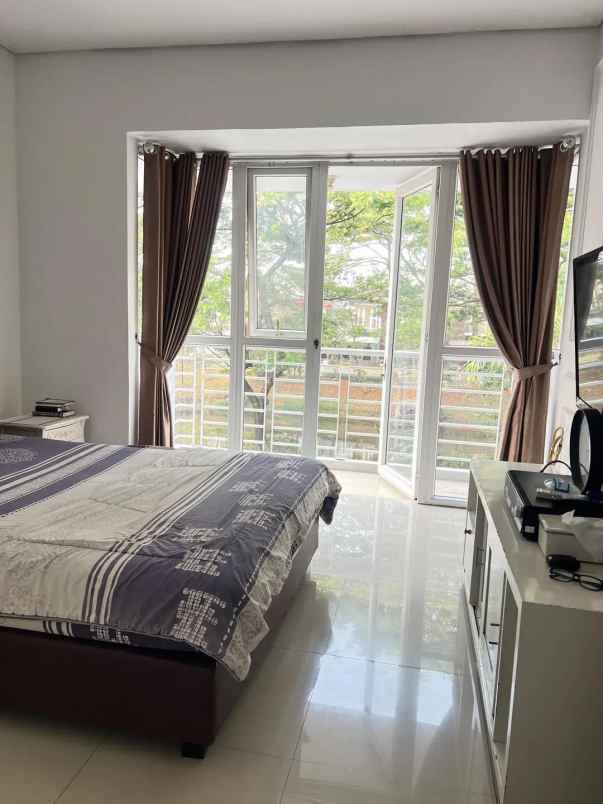 dijual rumah siap huni di citra gran cibubur