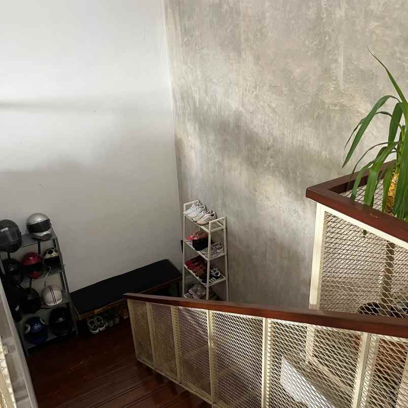 dijual rumah solontongan karawitan