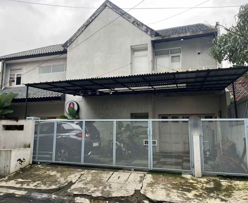 dijual rumah solontongan karawitan