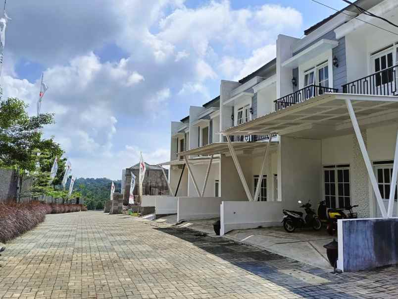 dijual rumah super ekslusif di lawang malang