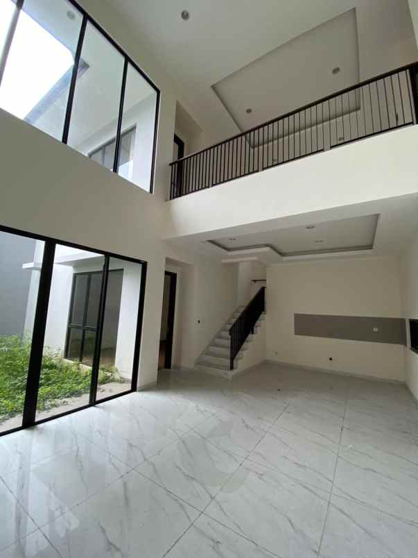 dijual rumah suvarna padi cluster meranti