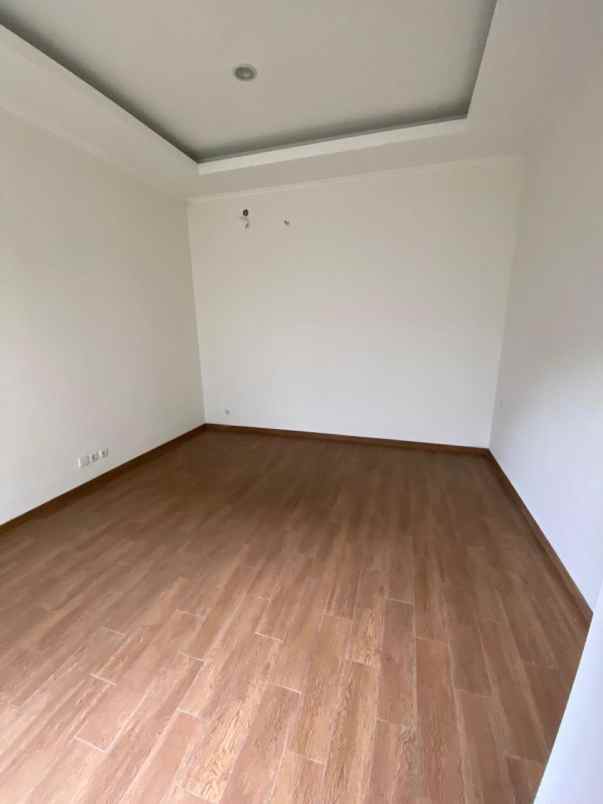 dijual rumah suvarna padi cluster meranti