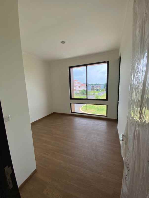 dijual rumah suvarna padi cluster meranti