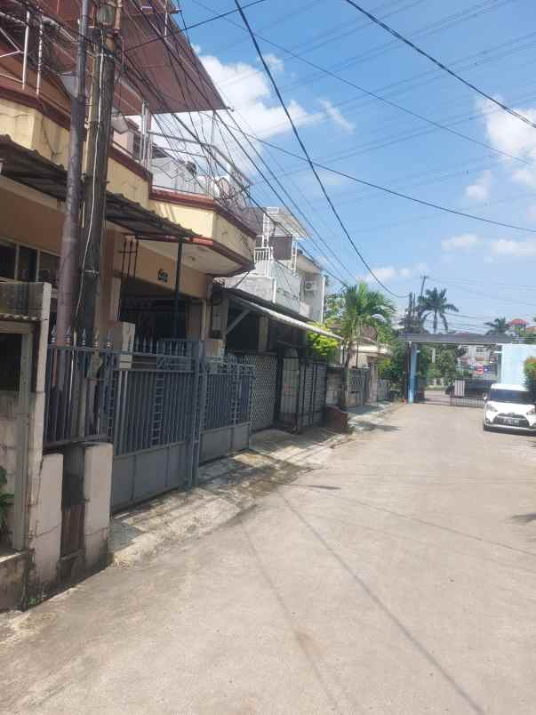 dijual rumah taman harapan baru kota bekasi