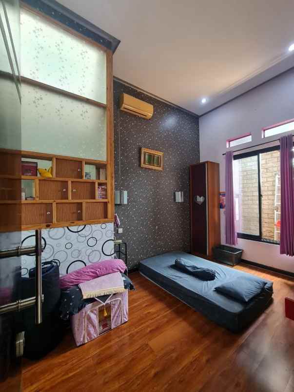 dijual rumah taman pulo asem penggilingan
