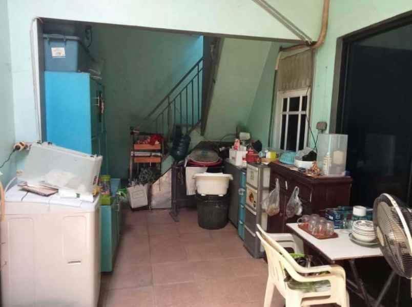 dijual rumah taman wisma asri