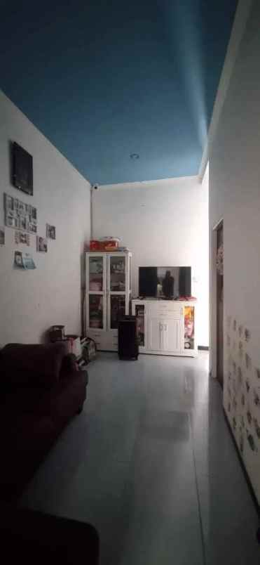 dijual rumah tambak medokan ayu