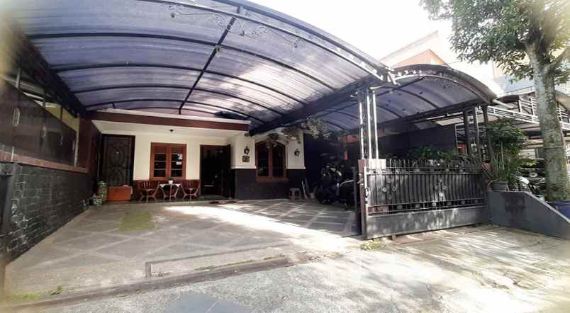 dijual rumah tanjung sari