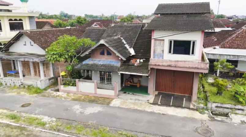 dijual rumah tegaltirto