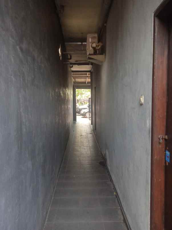 dijual rumah tenggilis mejoyo