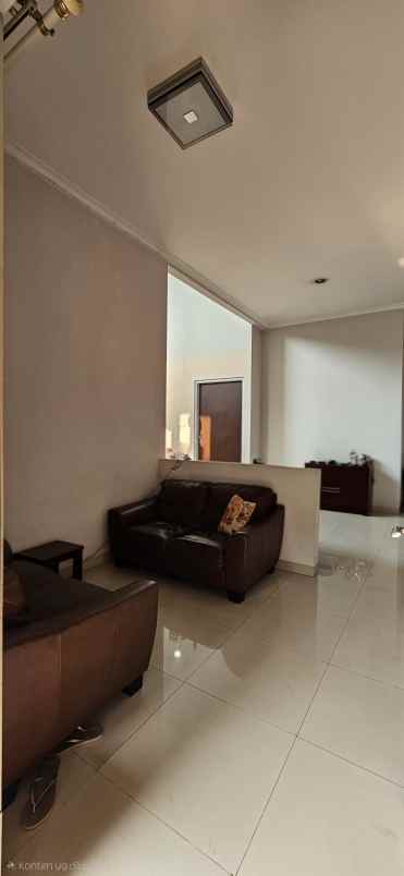 dijual rumah the green bsd