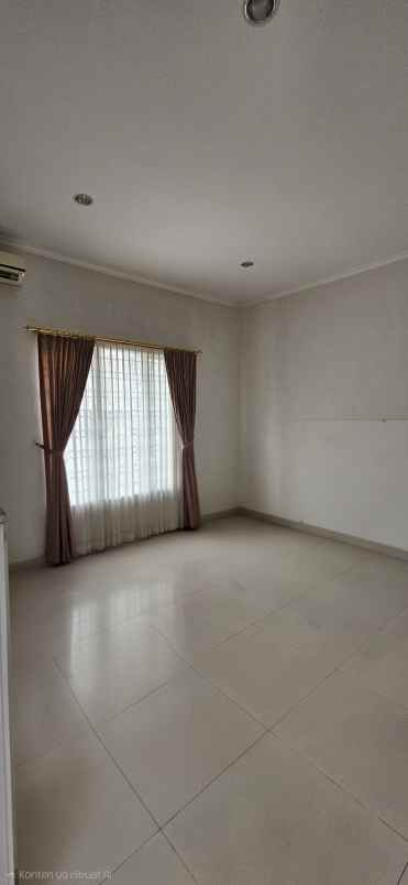 dijual rumah the green bsd