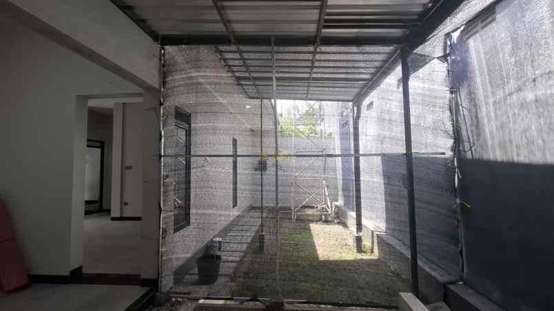 dijual rumah tirtomartani