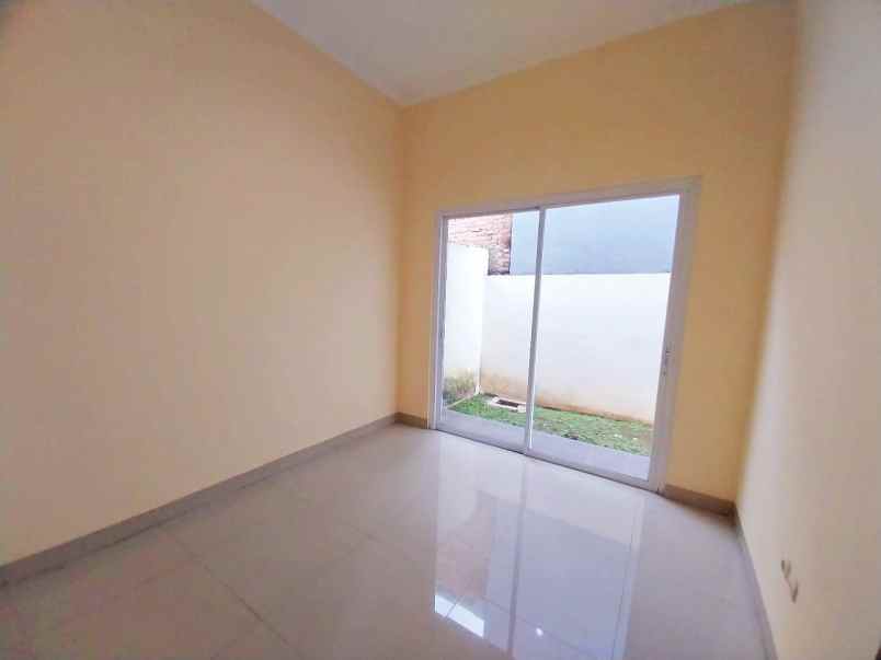 dijual rumah type anggrek 40 84