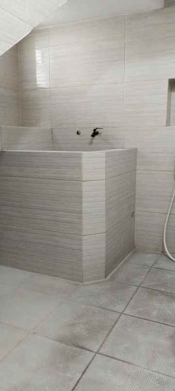 dijual rumah urban mansion