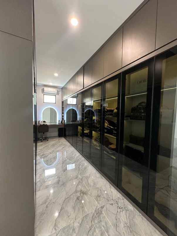 dijual rumah veteran bintaro