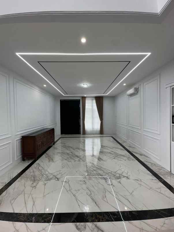 dijual rumah veteran bintaro