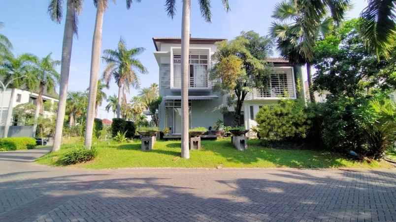 dijual rumah vila bukit regency 1