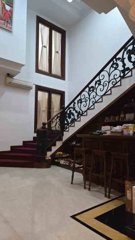 dijual rumah villa gading indah kelapa