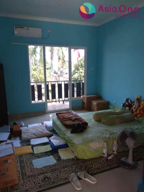 dijual rumah villa melati mas