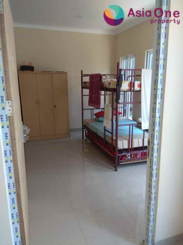 dijual rumah villa melati mas