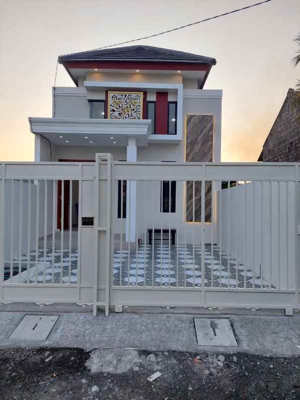 dijual rumah wadungasih buduran