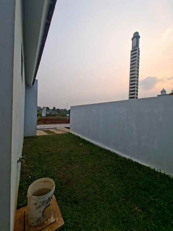 dijual rumah waru bogor