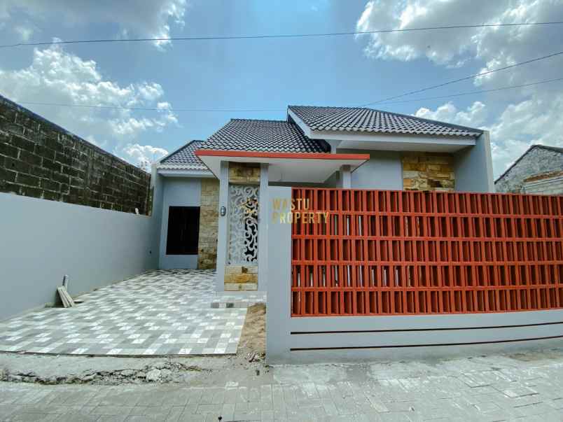 dijual rumah wedomartani ngemplak