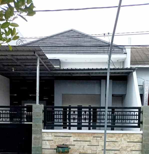 dijual rumah western regency