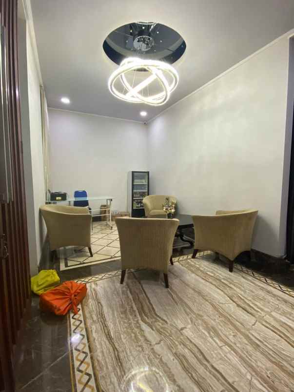 dijual rumah wisata bukit mas