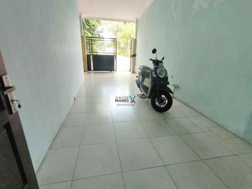 dijual rumah wisma lidah kulon