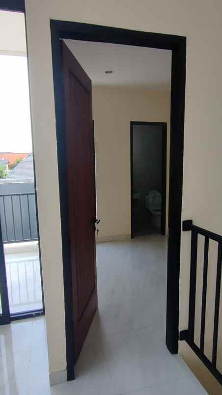 dijual smart home di pandugo baru