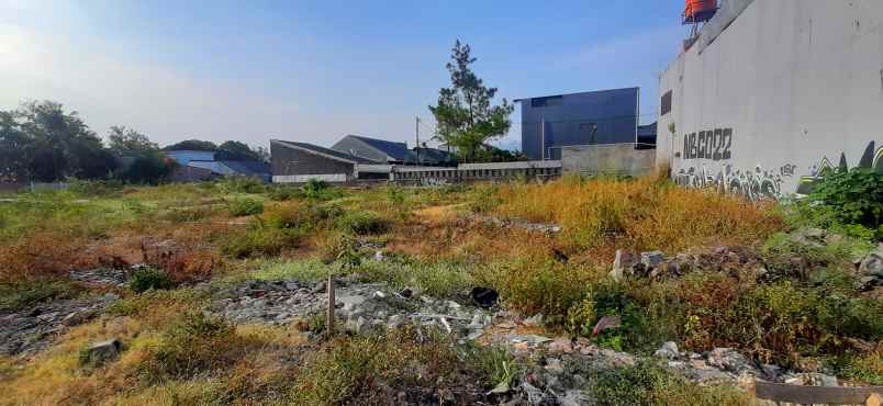 dijual tanah cikajang raya