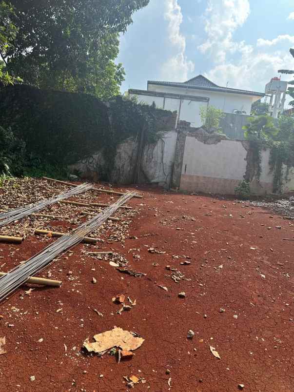 dijual tanah dekat transmart cilandak