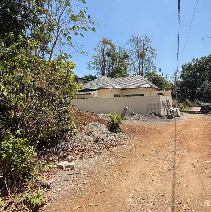 dijual tanah pantai balangan