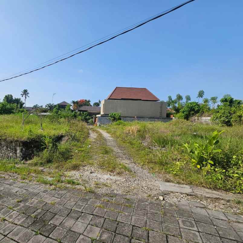 dijual tanah pantai pererenan