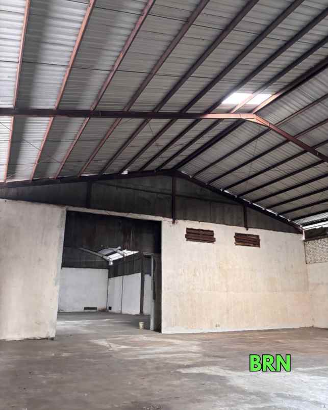 disewakan gudang di raya kemasan krian sidoarjo