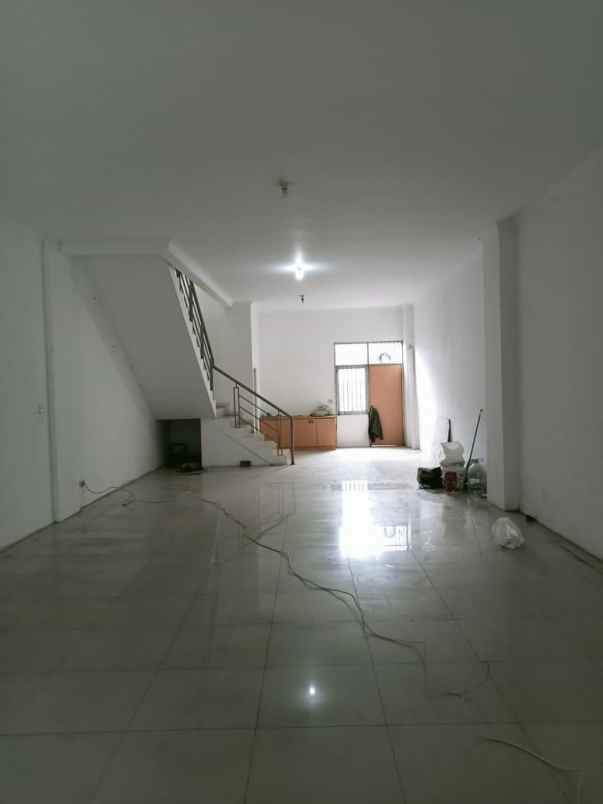 disewakan ruko gudang kantor jalan pasir kaliki 203